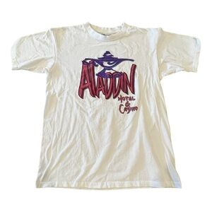 GILDAN heavyweight preshrunk 100% cotton Aladdin Casino T-shirt, men’s Large